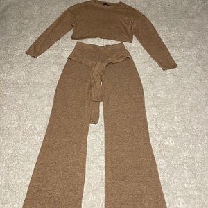 Fashion nova pants and crop top set